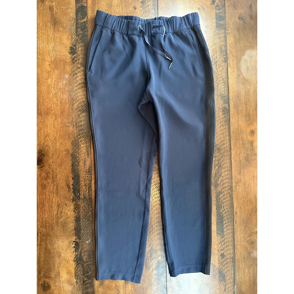 Lululemon Jogger Pants Womens Medium Dance Studio Navy Blue‎ Elastic Waist